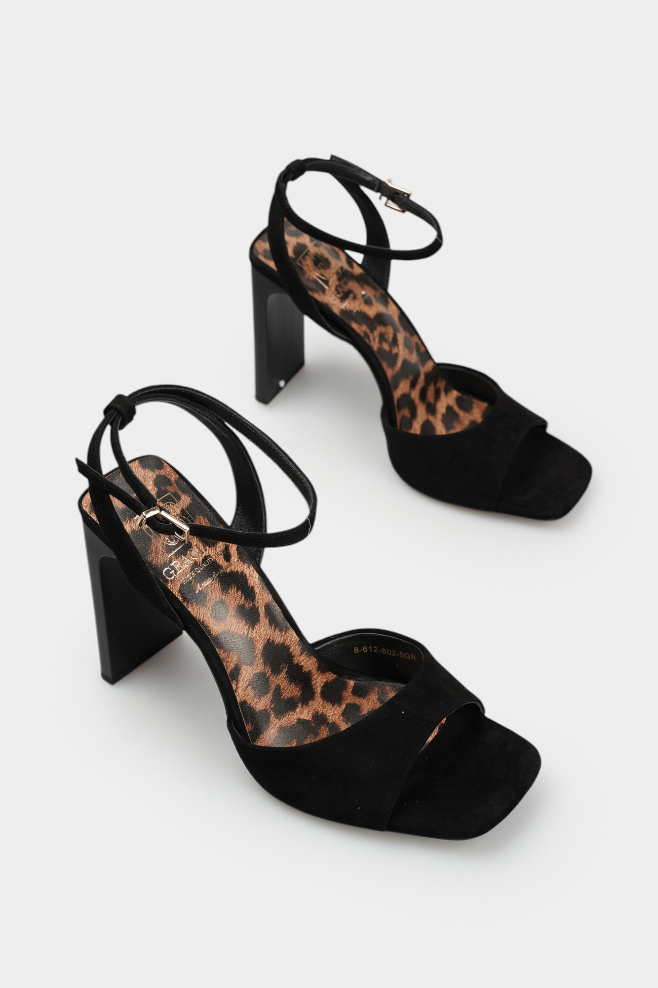 Босоножки Graciana Натуральная замша Черный