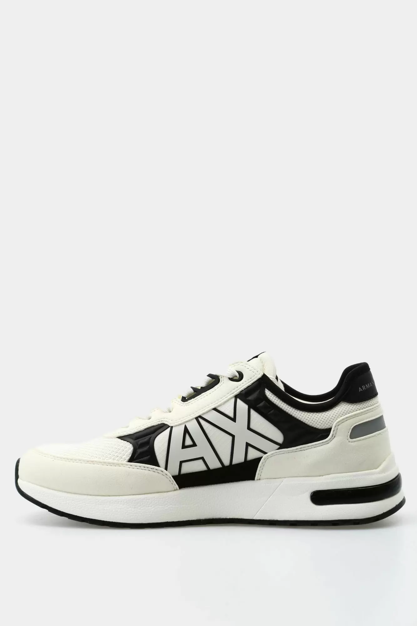 XUX090_XV276_N480 Кроссовки Armani Exchange Белый