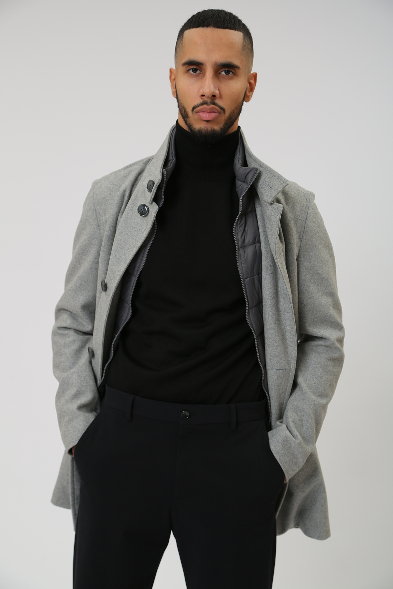 30039145_10016436 Пальто Strellson Серый