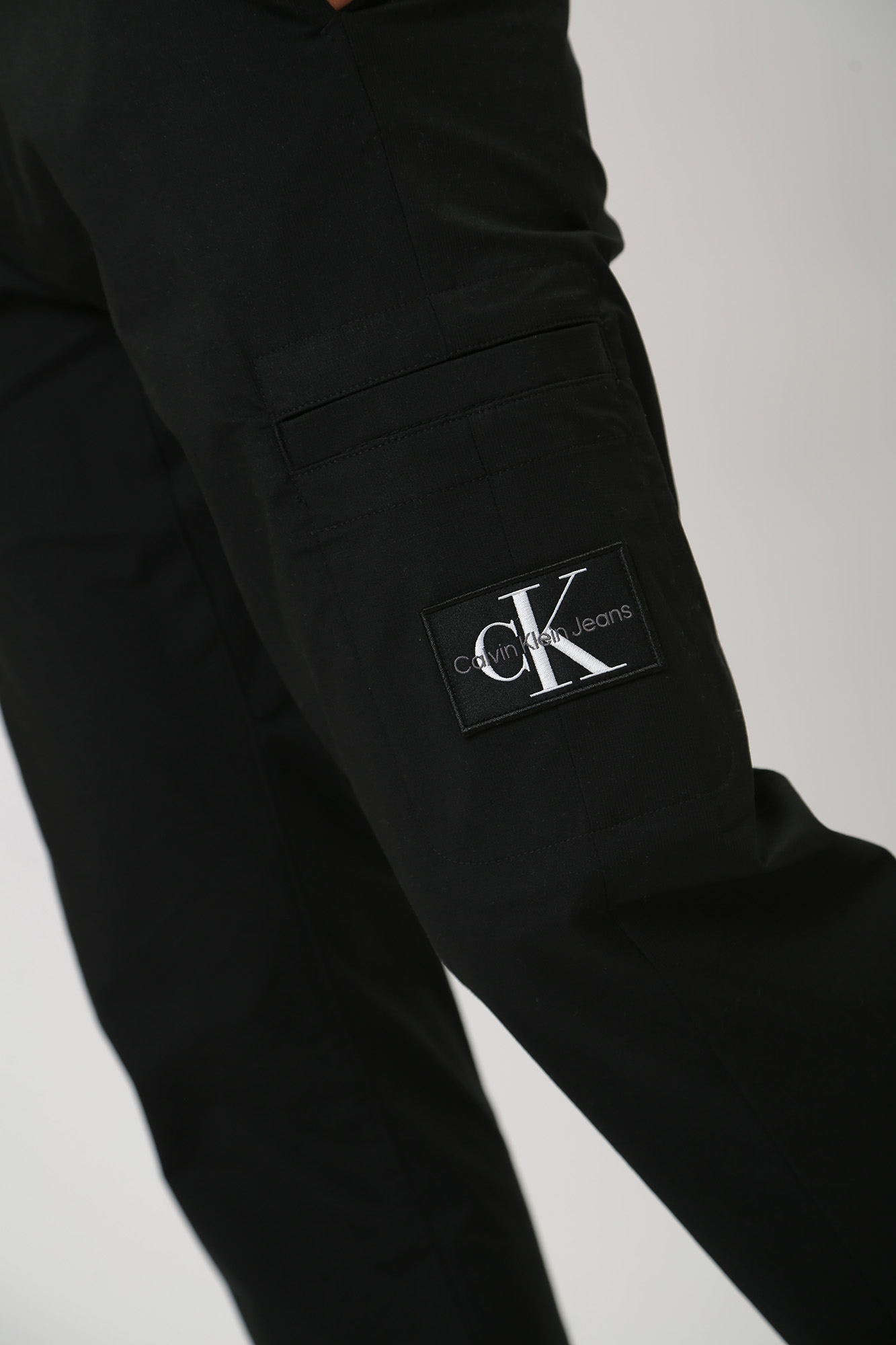 J30J323508 Брюки чиносы Calvin Klein Jeans  Calvin Klein Jeans Черный