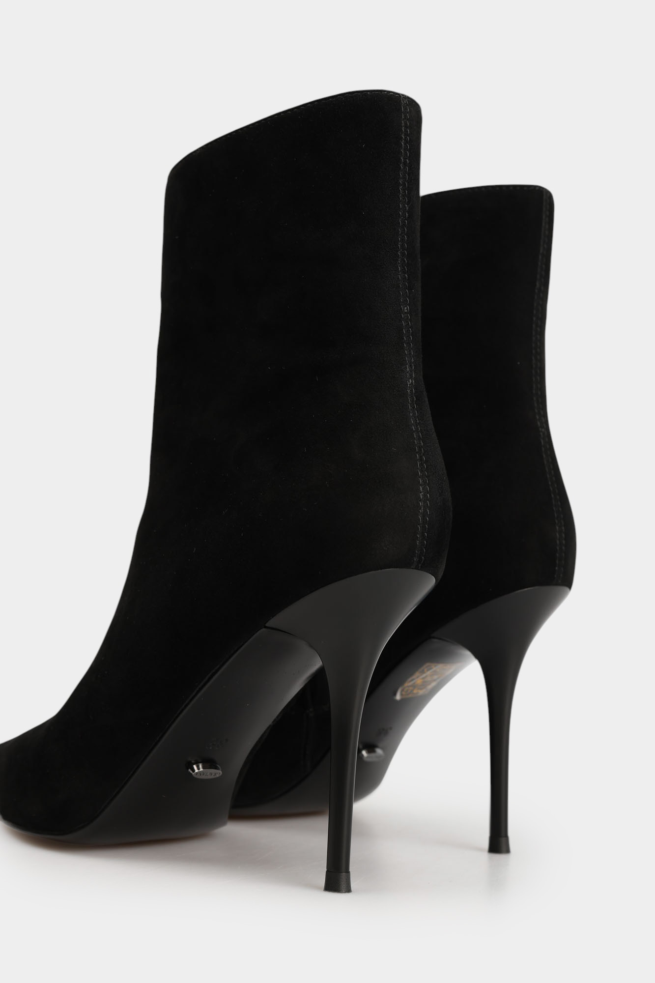 25141-0601 Ботильоны Graciana Черный