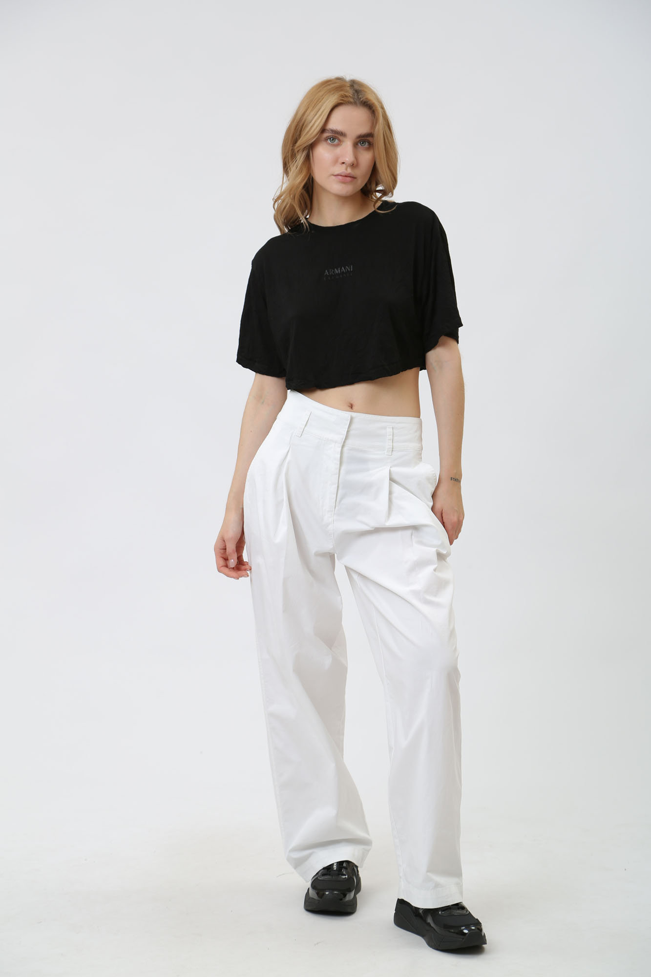 3DYT47_YJFRZ кроп-топ armani exchange 