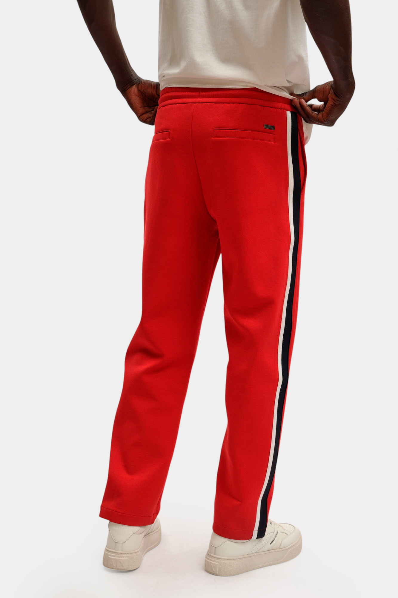 XM001400_AF13047 Брюки спортивные Armani Exchange Красный