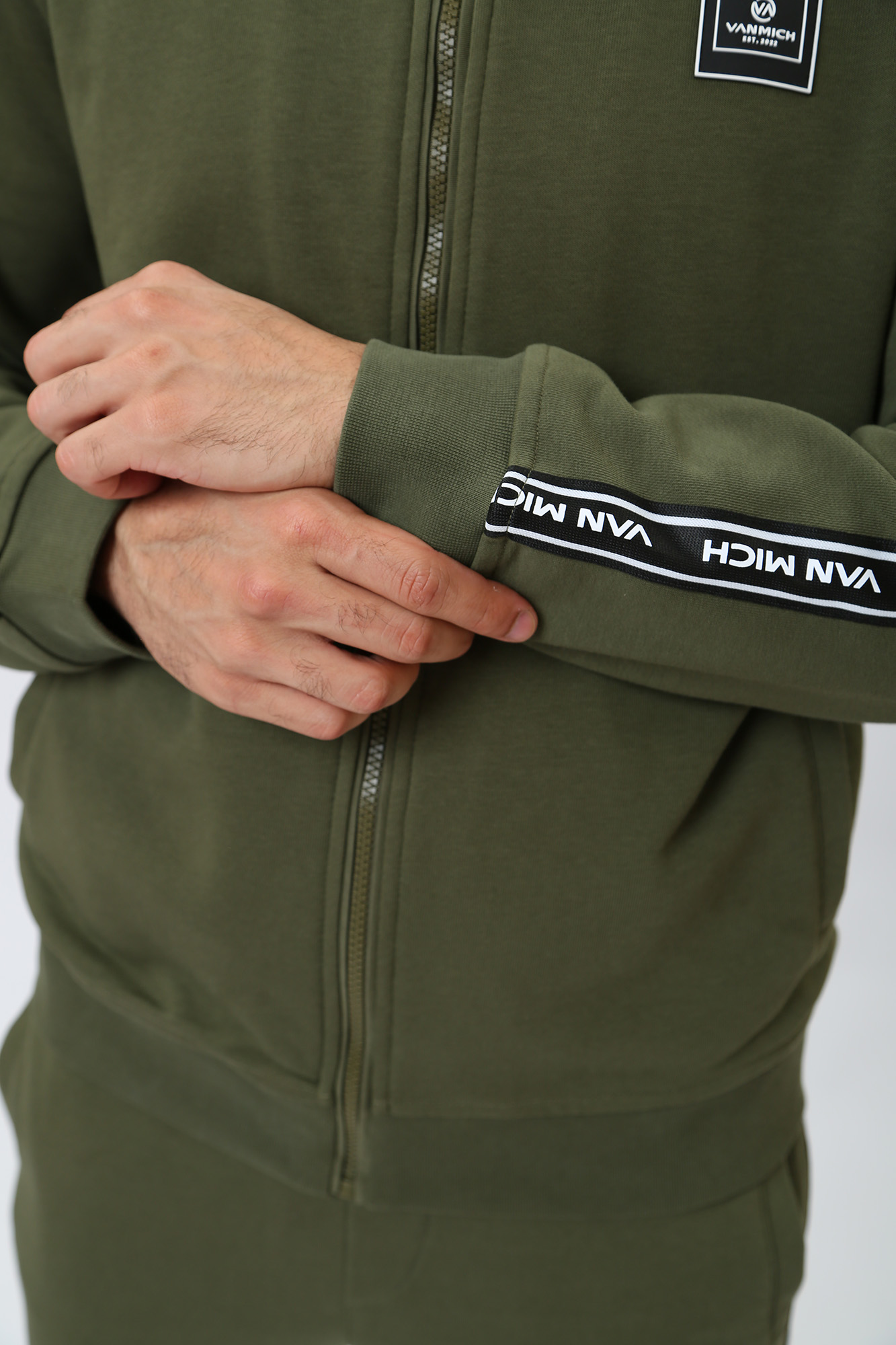 VM-231-20-018 Толстовка на молнии Van Mich Хаки