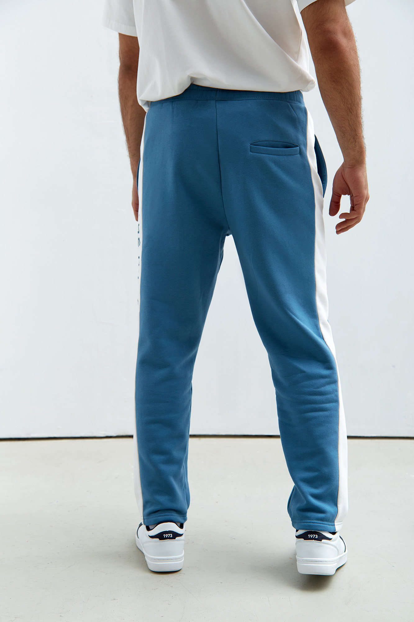 M-231-P-20-0007 Брюки спортивные The Hills Голубой