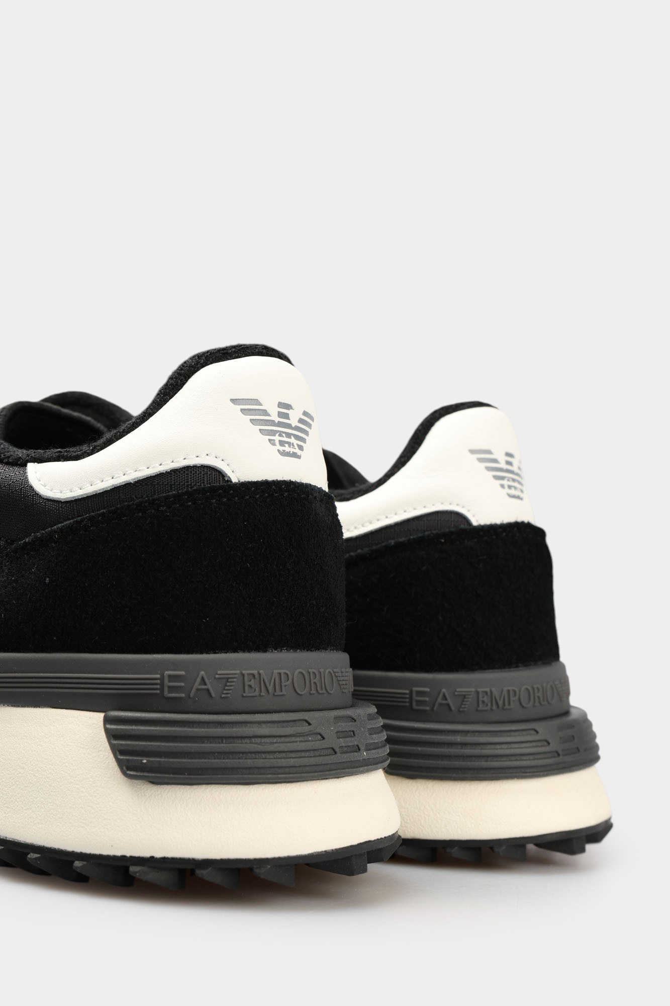 7X000380_AF19175 Кроссовки EA7 Черный