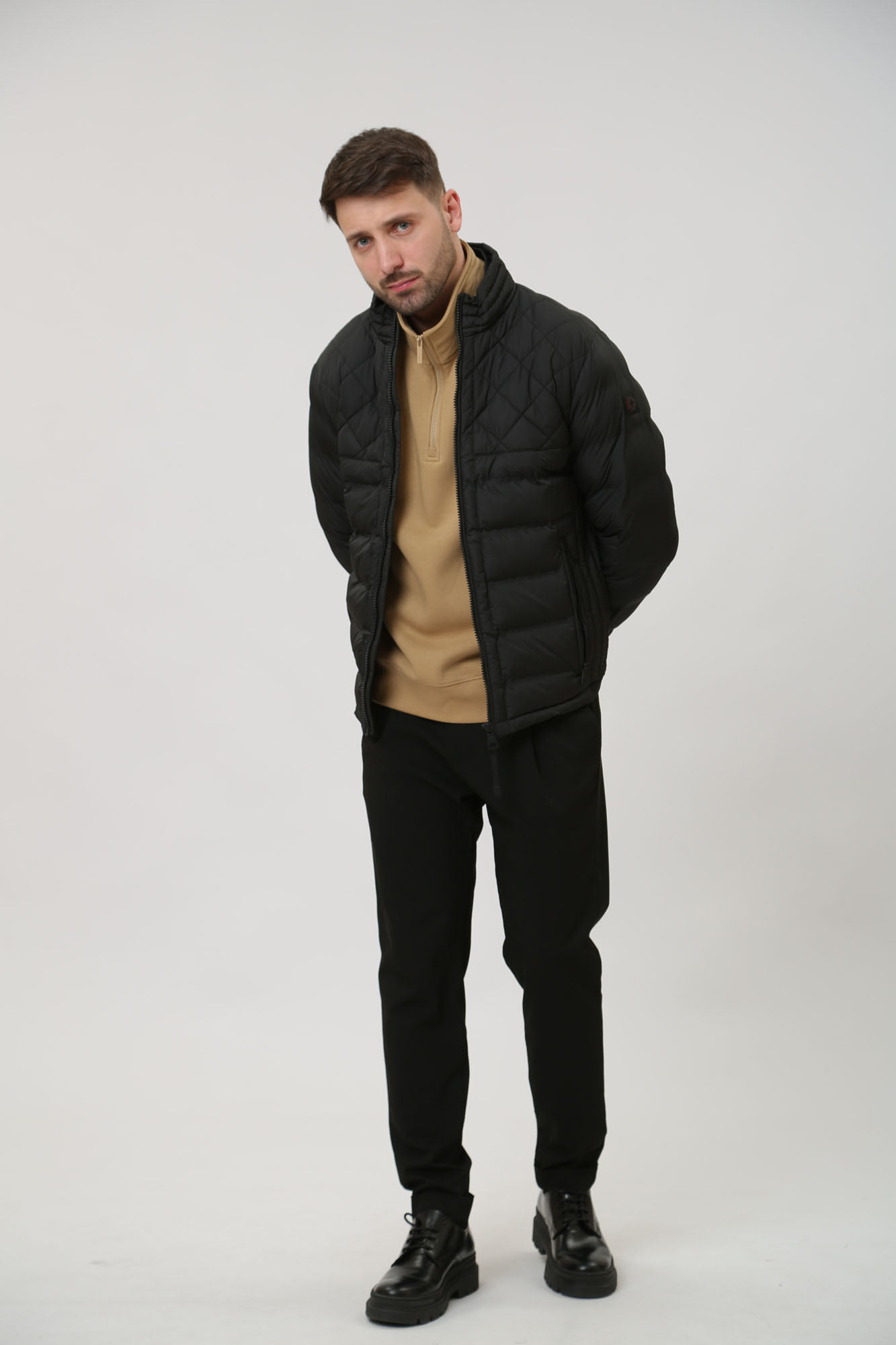 30040812_10013518 Куртка Strellson Черный