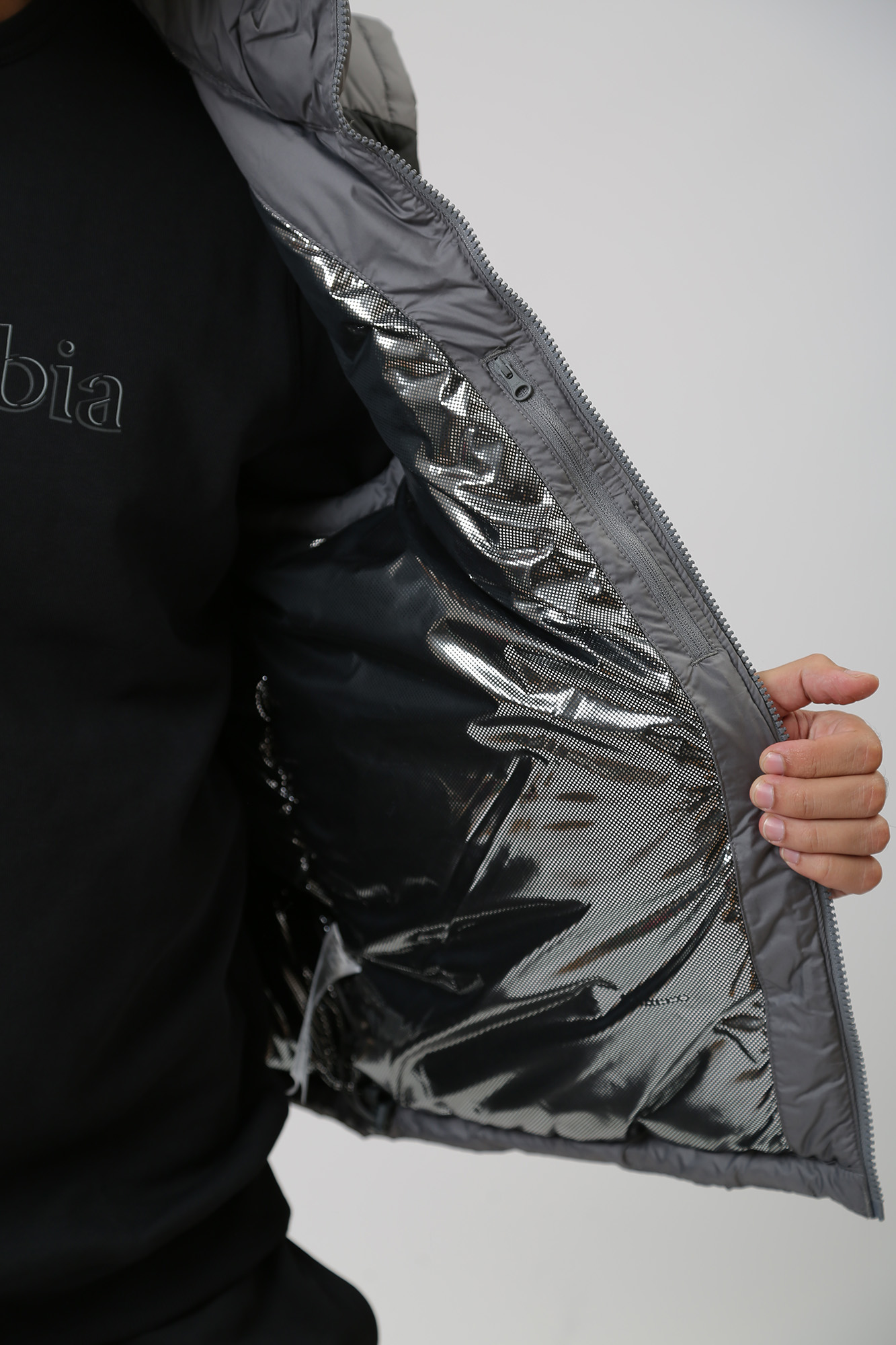 2050951 Жилет пуховой Pike Lake™ II Vest Columbia Серый