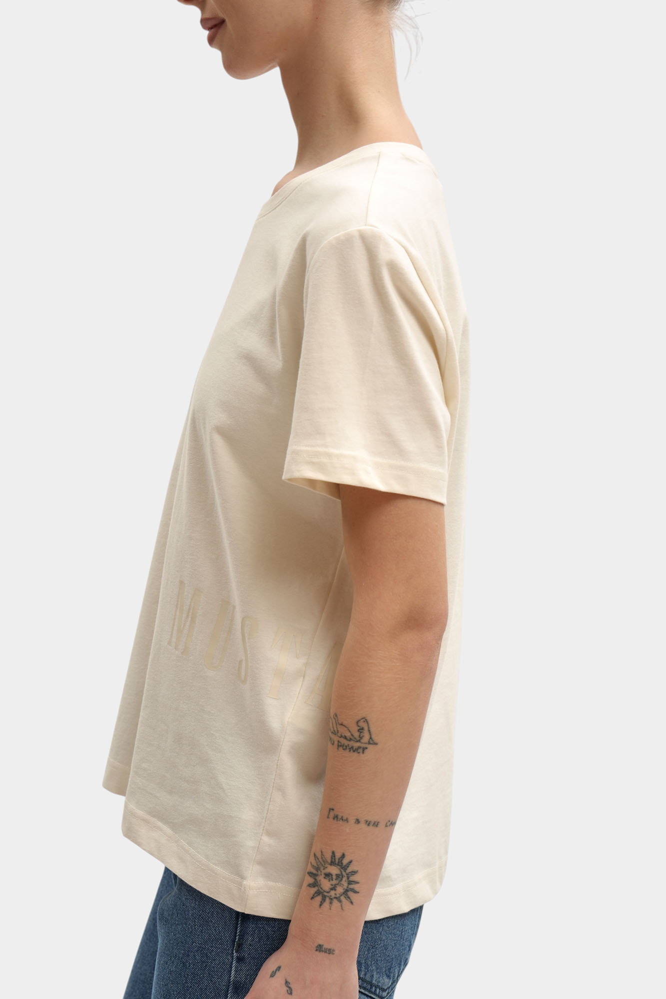 1017082 футболка mustang