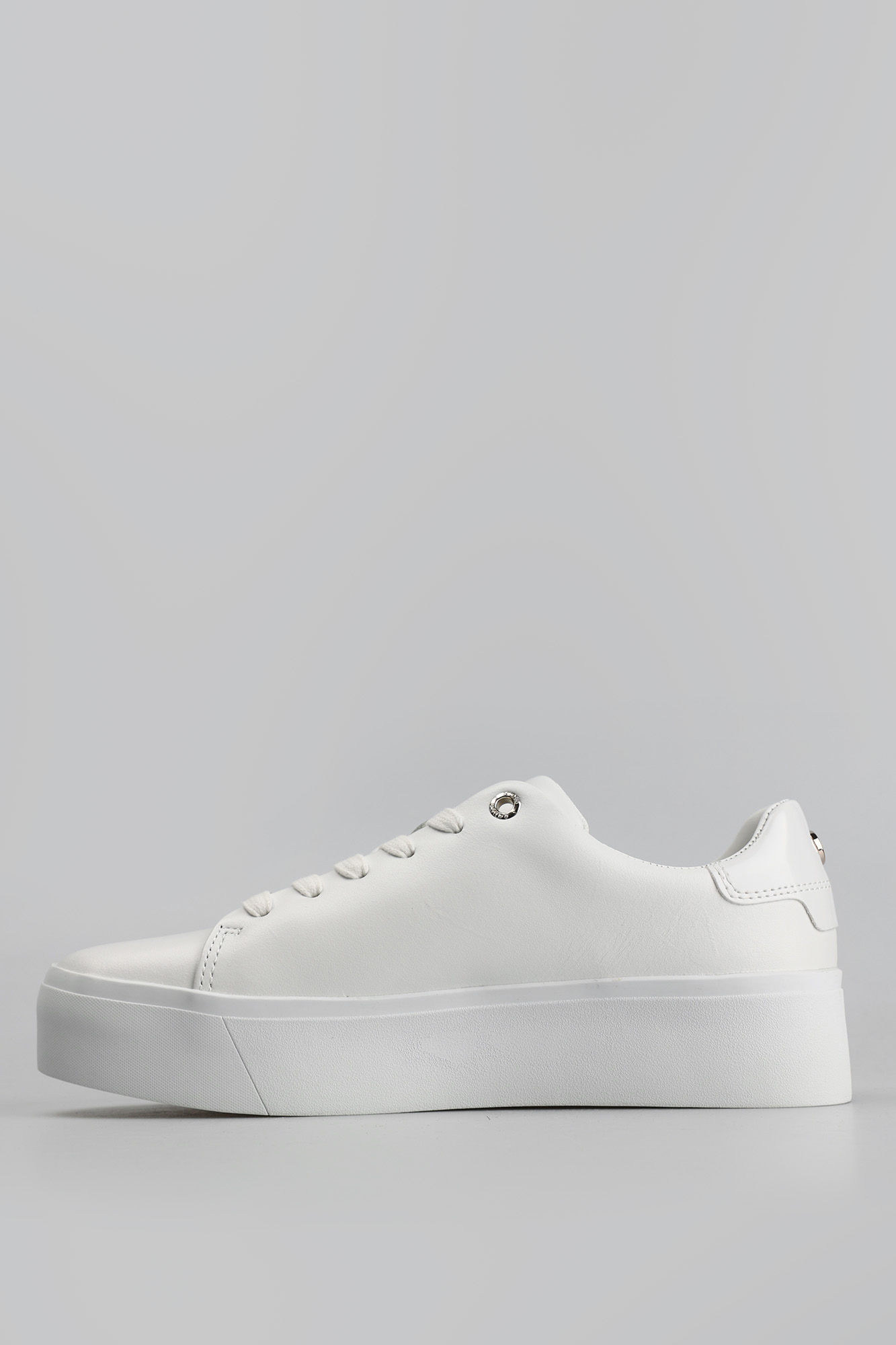 HW0HW00575 Кеды Calvin Klein Белый