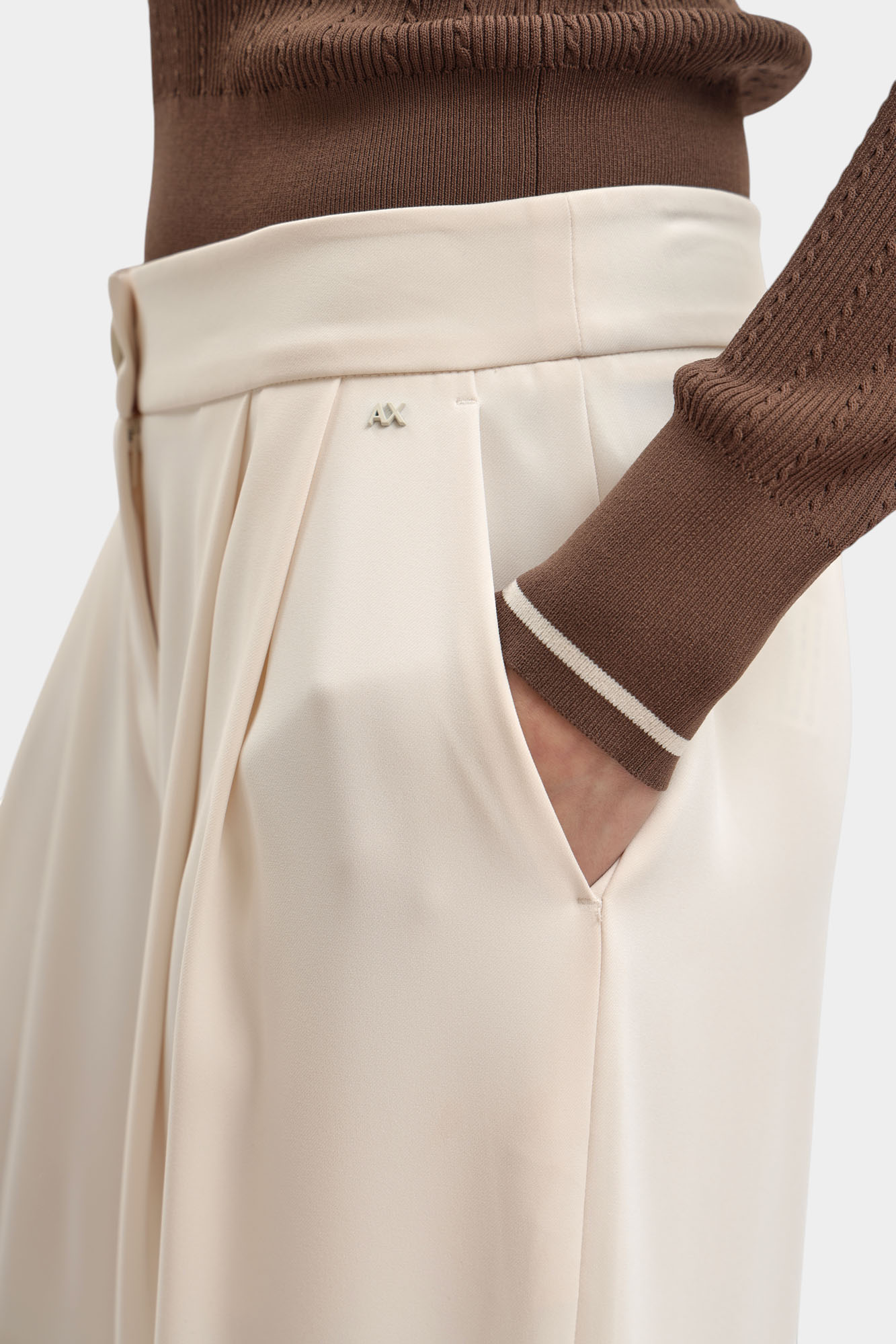 XW001826_AF16125 брюки armani exchange 