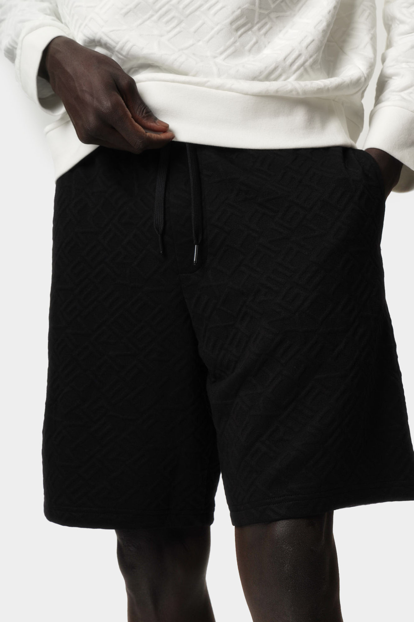 XM000476_AF13037 Шорты трикотажные Armani Exchange Черный