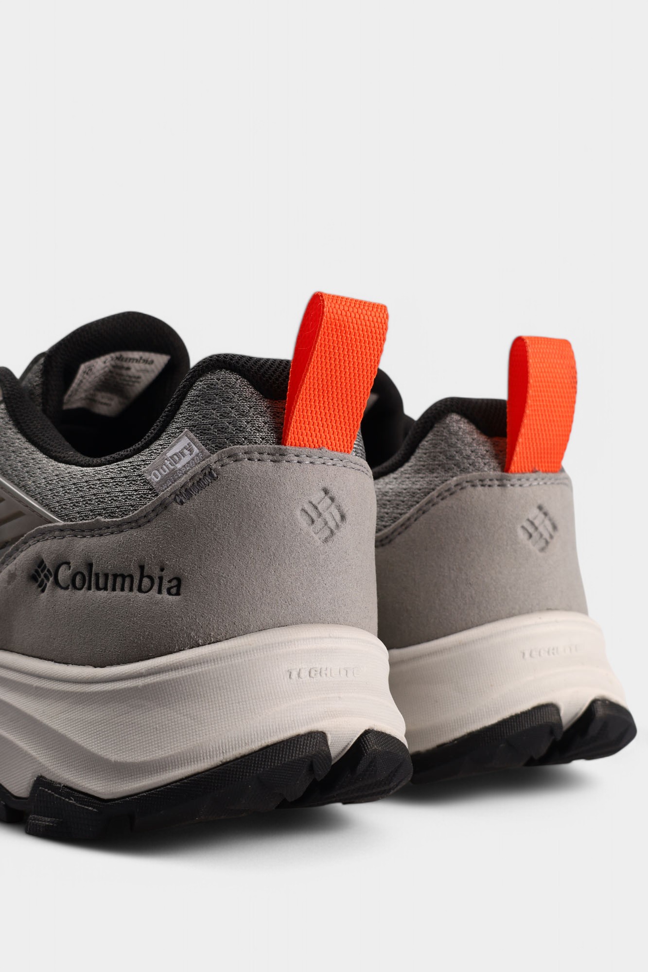 2107661 Кроссовки Columbia Серый