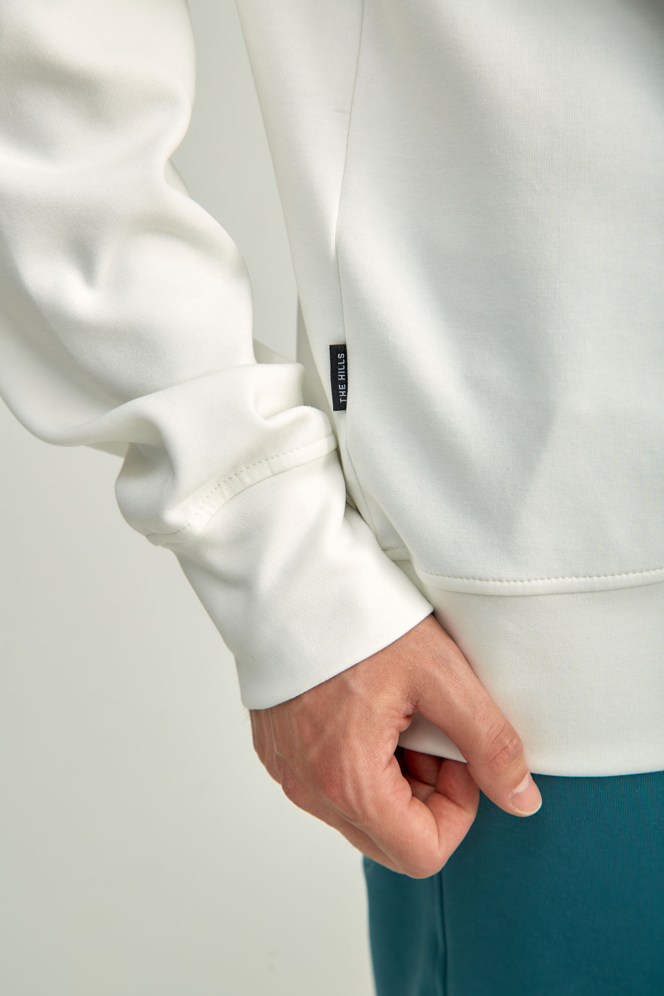 M-241-P-25-1006 Свитшот The Hills Белый