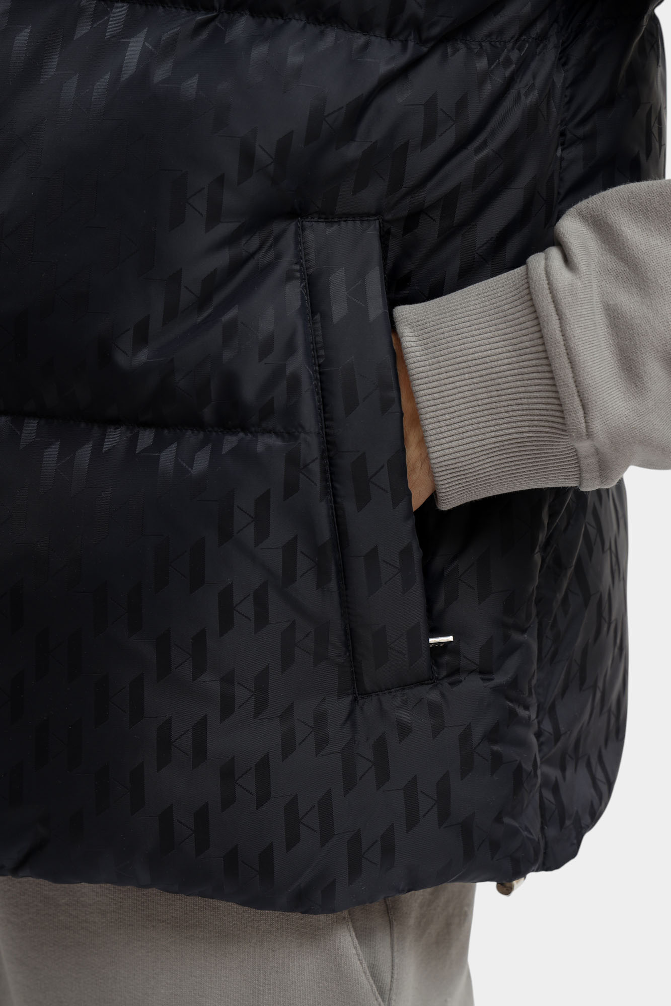 554504_505017 Жилет Karl Lagerfeld Синий