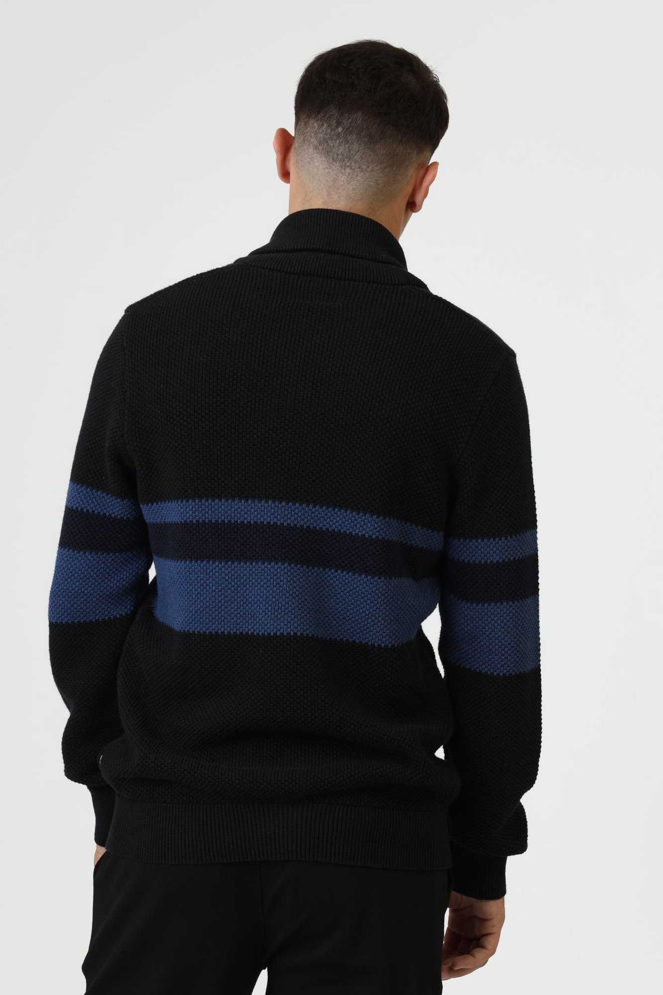 6ZZM1W_ZML1Z Джемпер Armani Exchange Черный