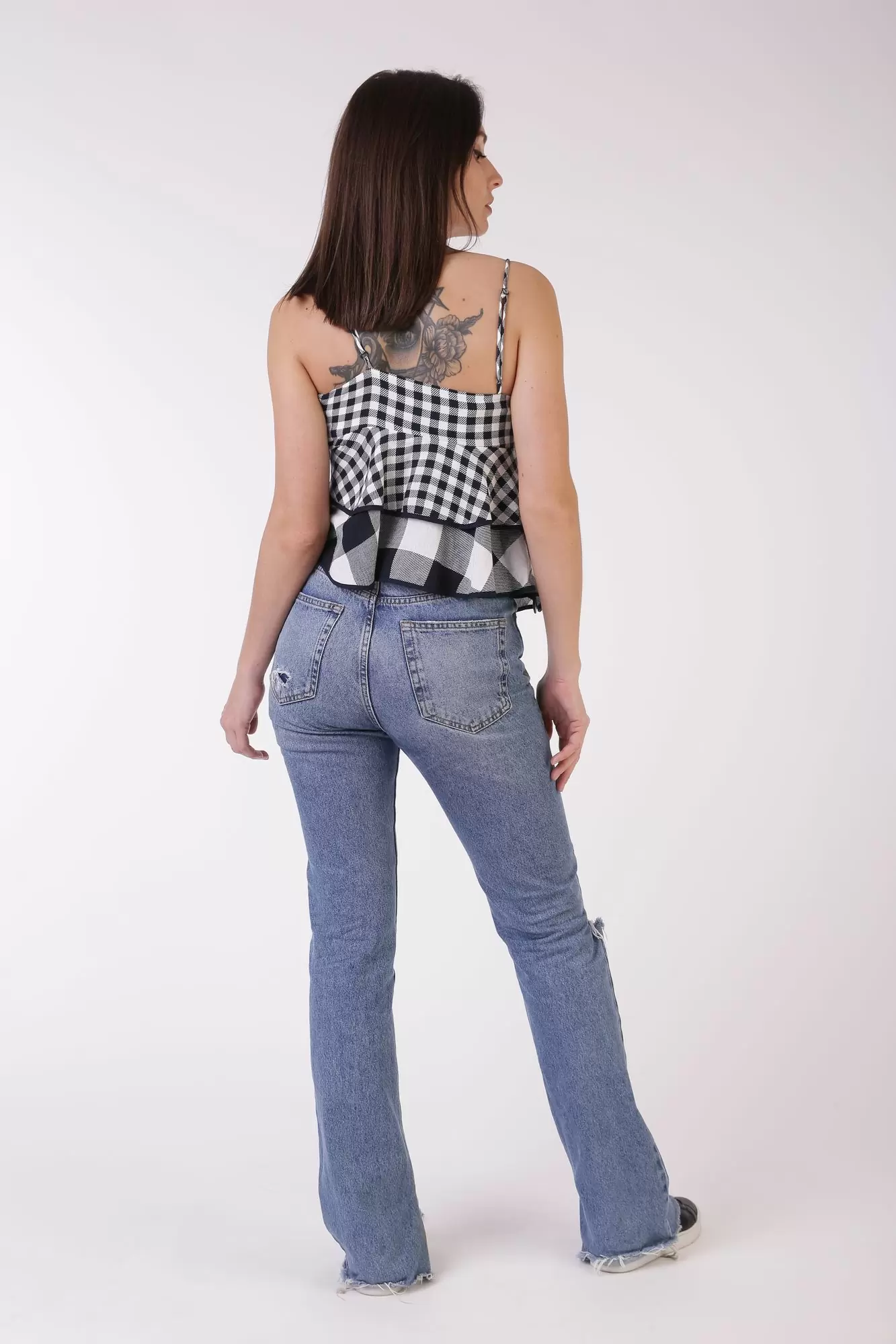 3ZYH34_YNBVZ топ armani exchange 