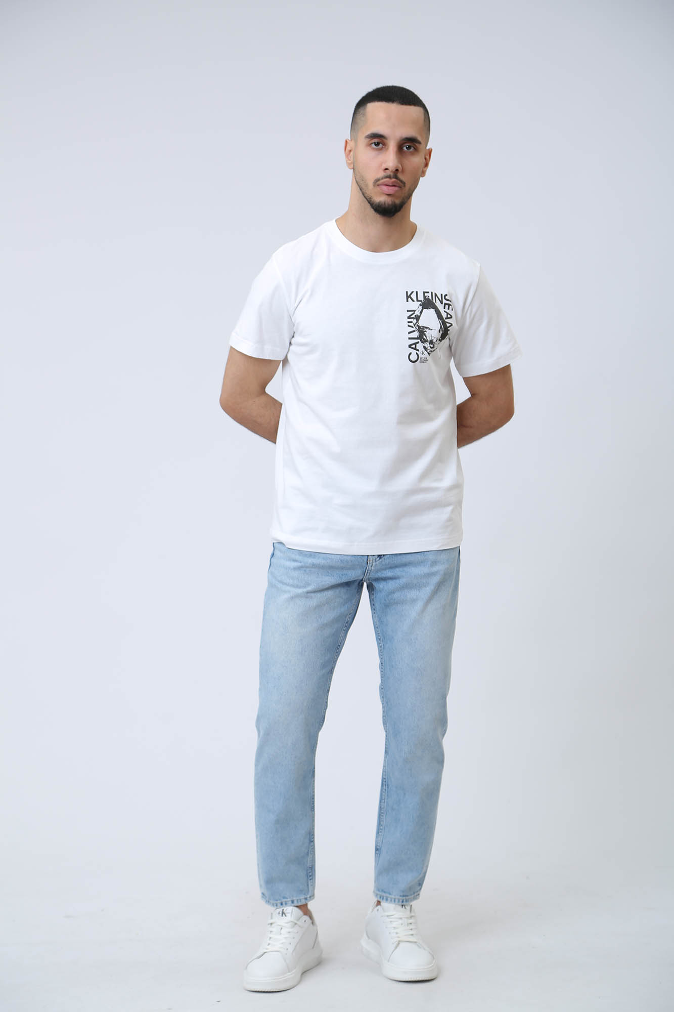 J30J324640 Футболка Calvin Klein Jeans Белый