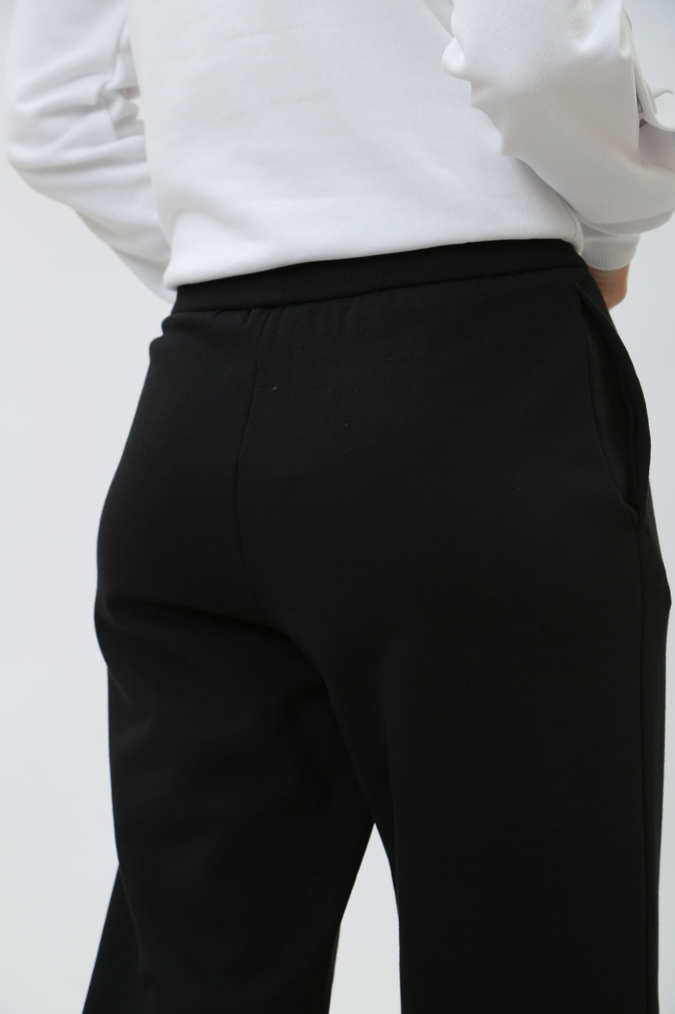 3DYP91_YJFDZ брюки спортивные armani exchange 