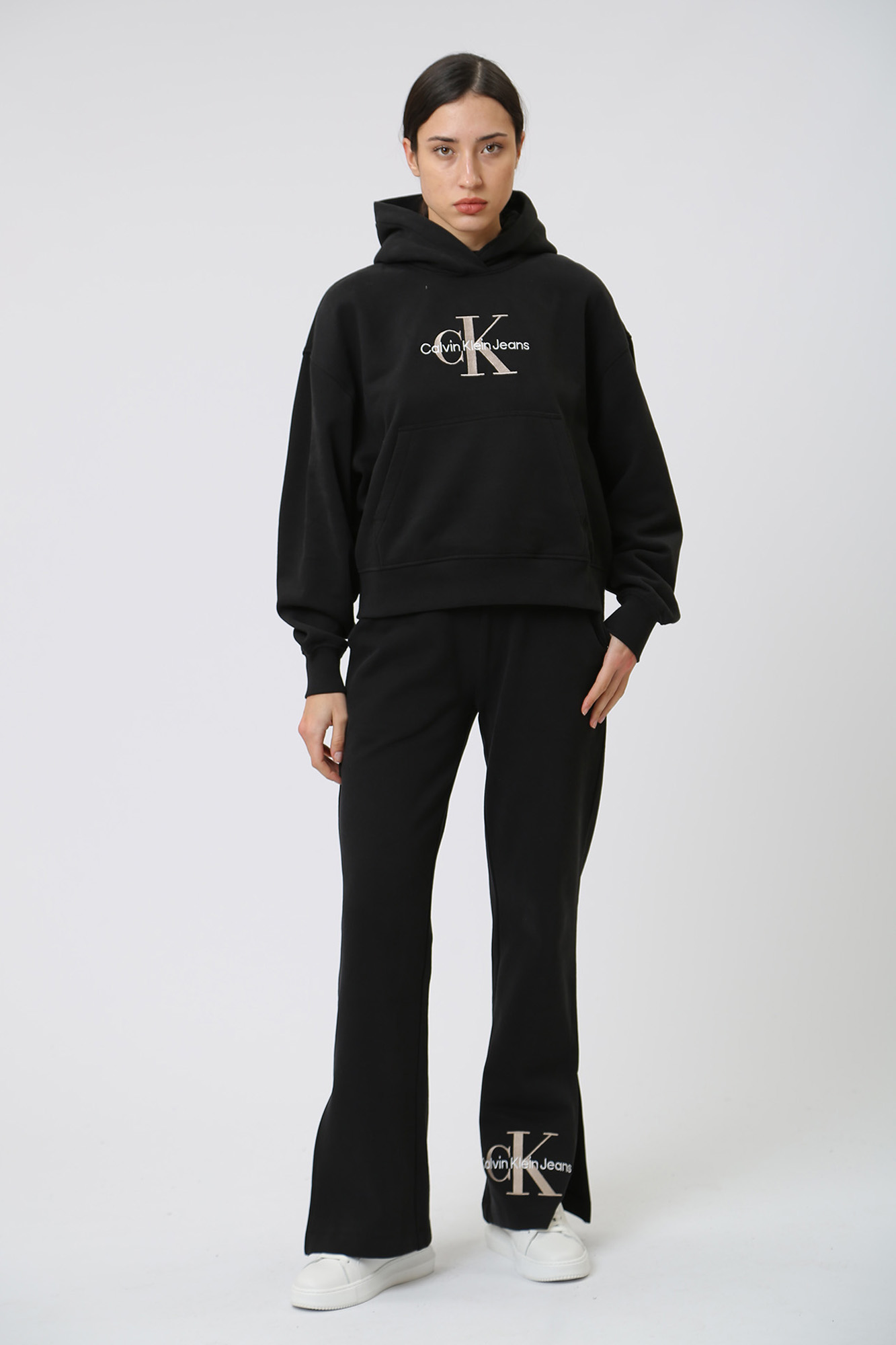 J20J221953 худи calvin klein jeans 