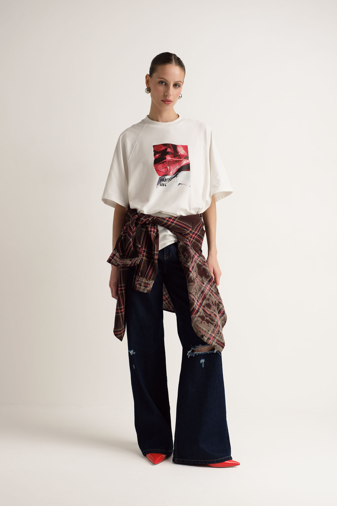 W-242-THT-22-0090 футболка the hills 