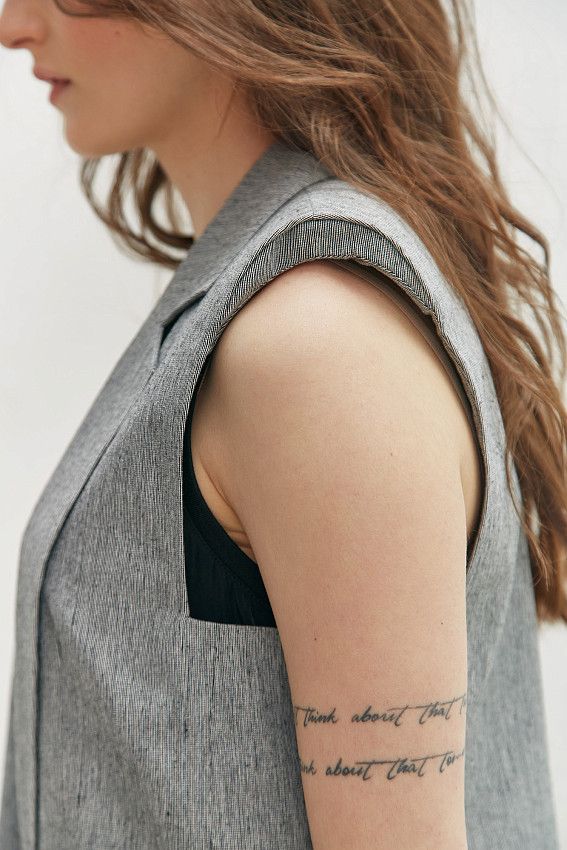 Жилет The Hills Серый