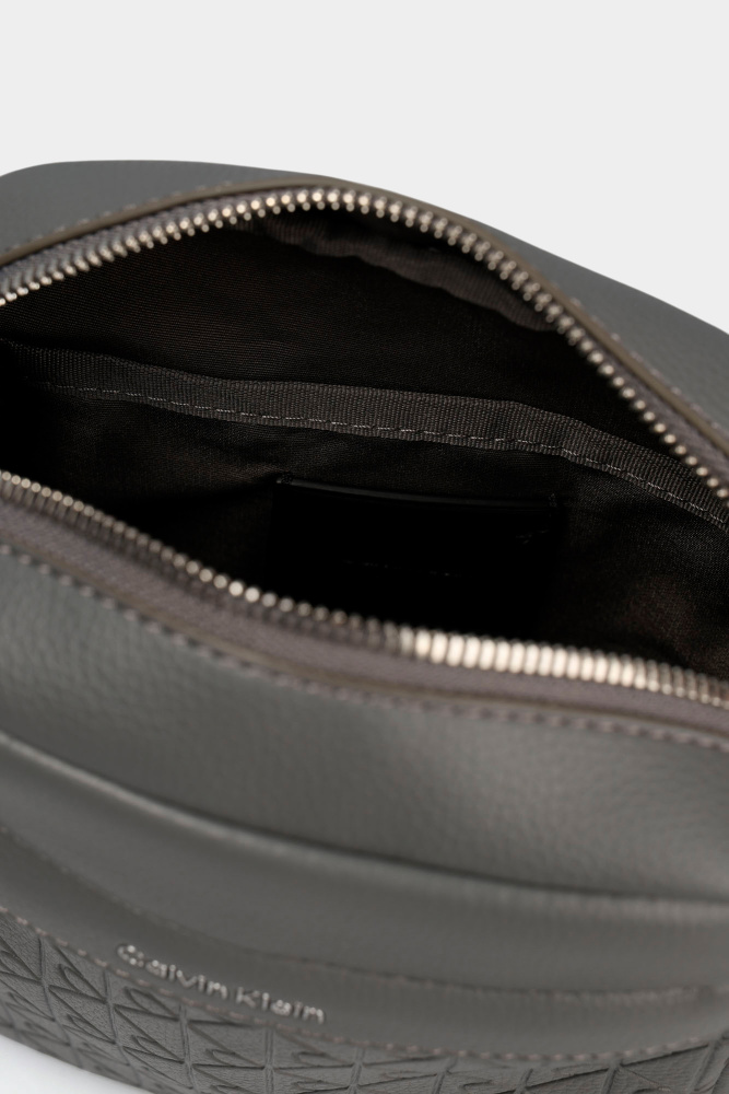LV04D3204G Сумка Calvin Klein Jeans Серый