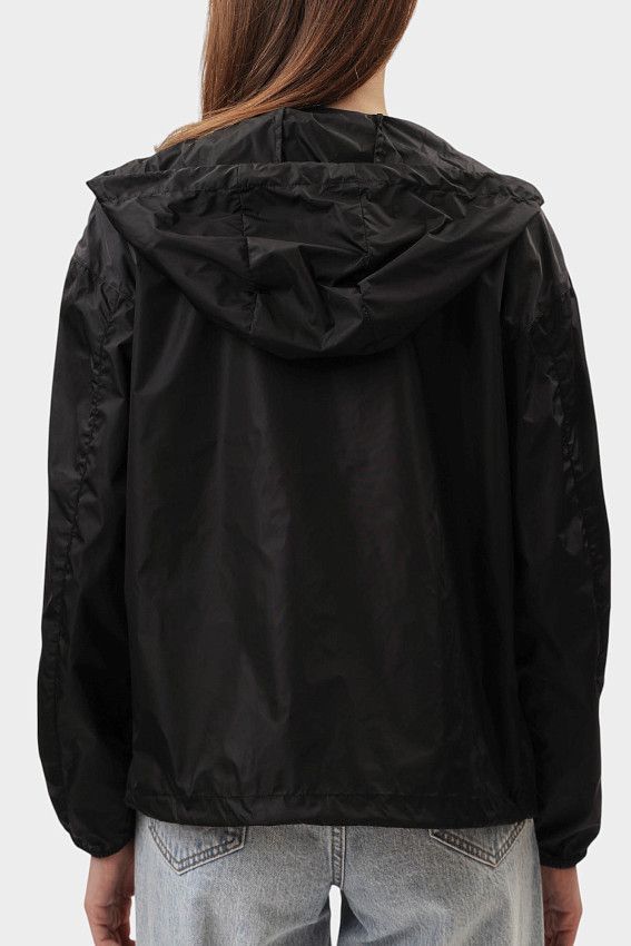 Ветровка Armani Exchange