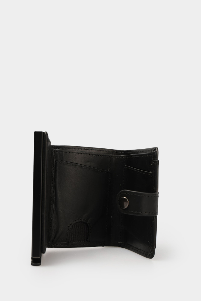 06.1082 Кошелёк Mustang Черный