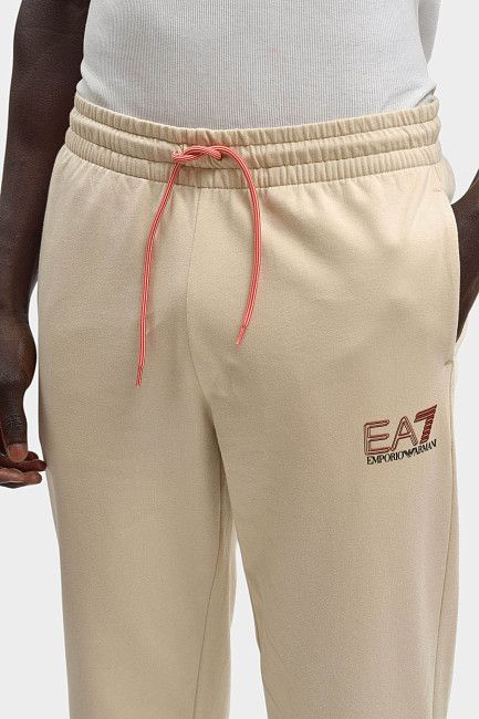 Костюм спортивный EA7