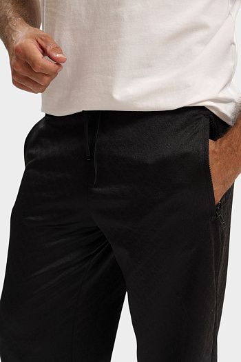 Брюки спортивные Armani Exchange - купить спортивные брюки Armani Exchange в интернет-магазине, цены в Москве и Краснодаре - Мёд
