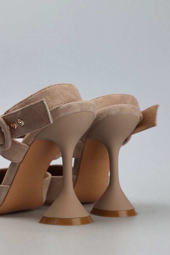 Босоножки на каблуке Marc Cony