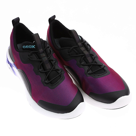 Кроссовки Geox