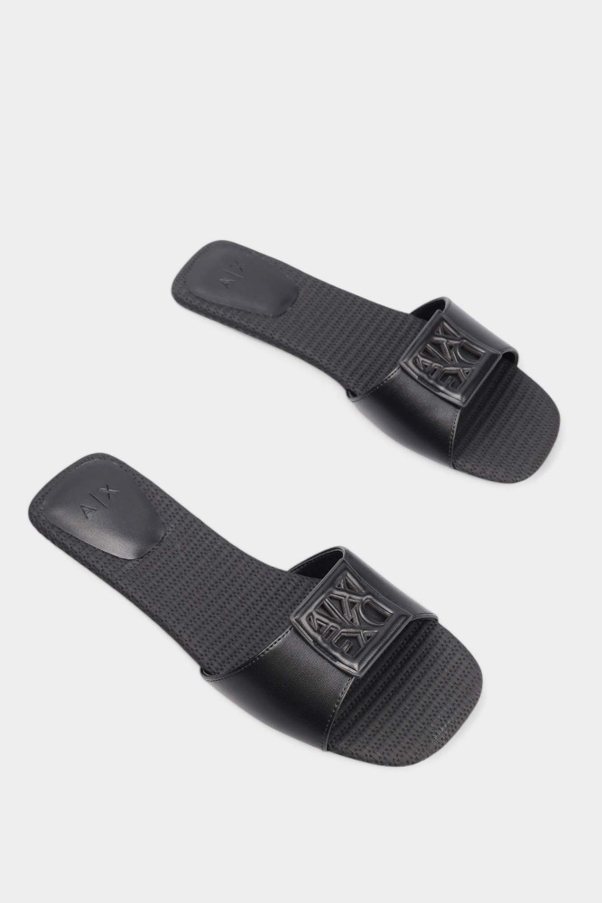 XDP055_XV921 Шлепанцы Armani Exchange Черный
