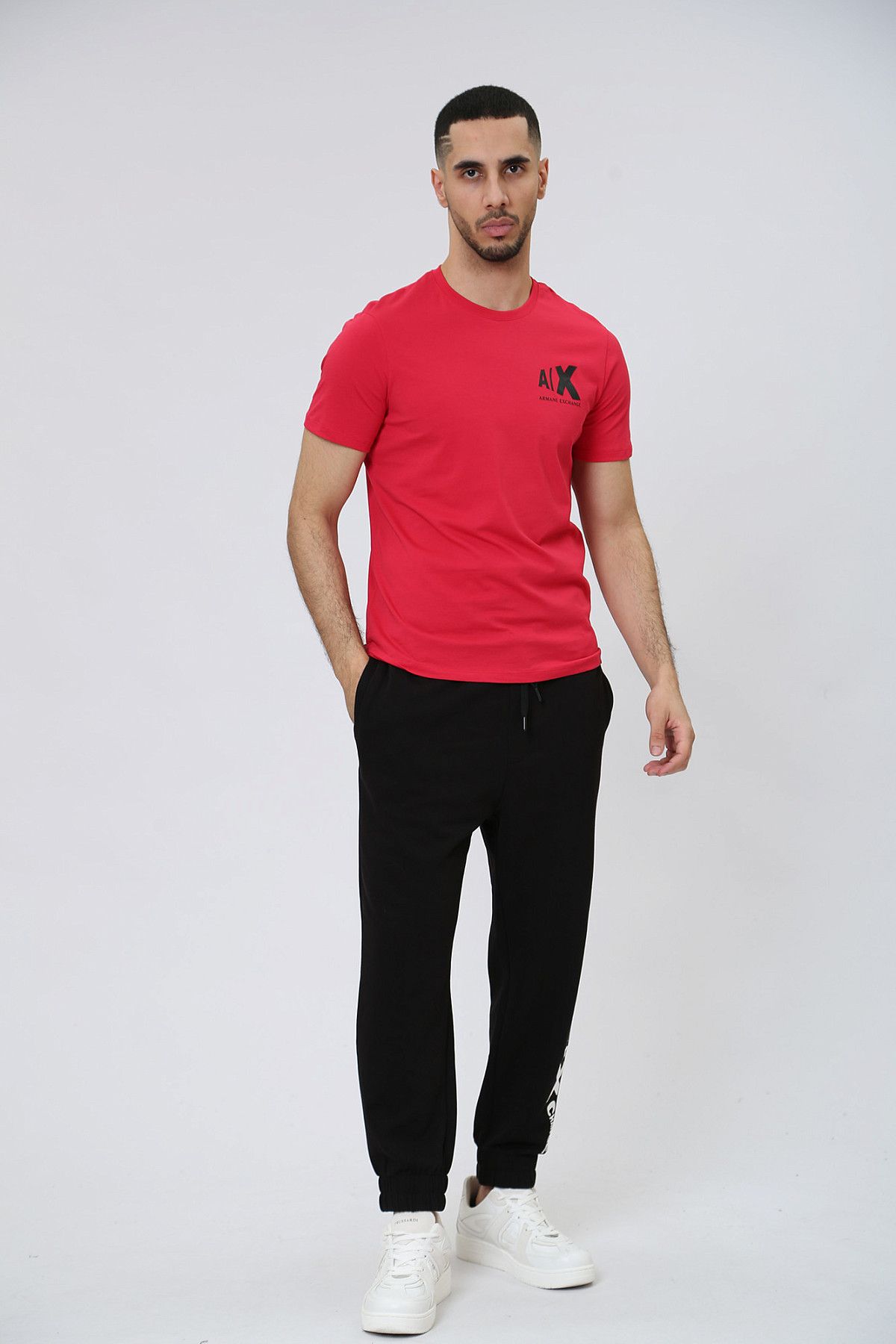 Футболка Armani Exchange Красный