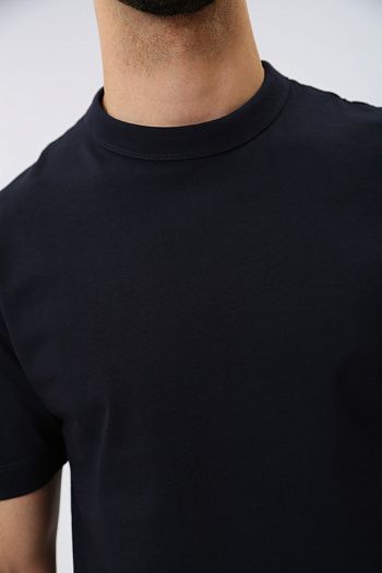 Футболка Armani Exchange