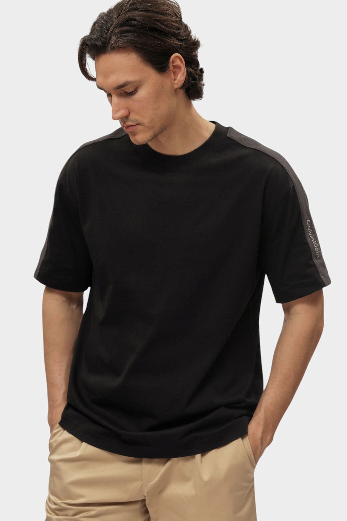 Футболка Calvin Klein Jeans Черный