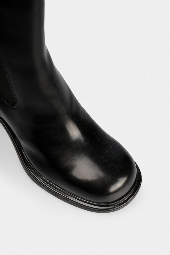 XW001643_AF17474 Ботильоны Armani Exchange Черный