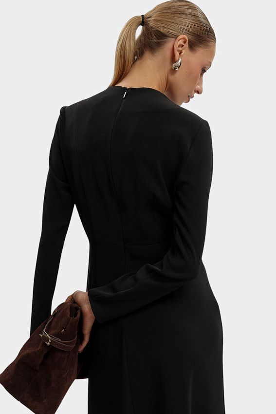 Платье Armani Exchange Черный