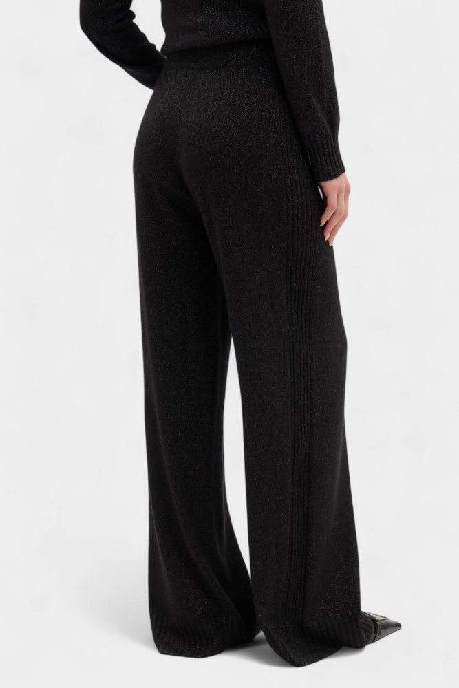 XW001165_AF16181 брюки armani exchange 