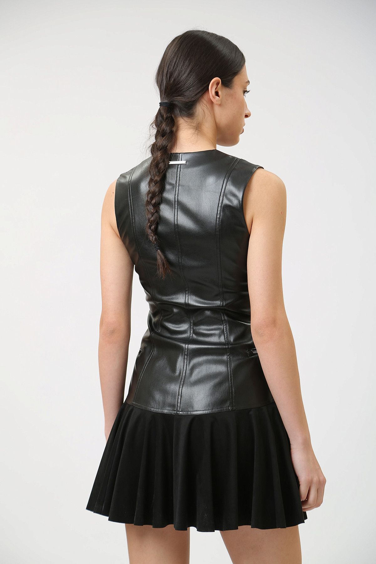 Платье Armani Exchange Черный