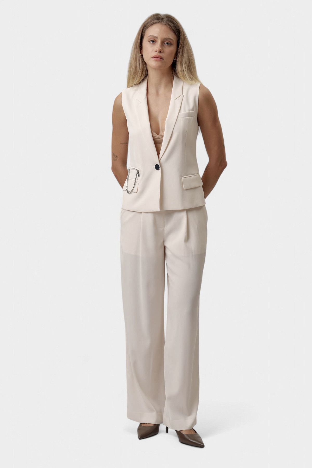 Брюки Armani Exchange Молочный