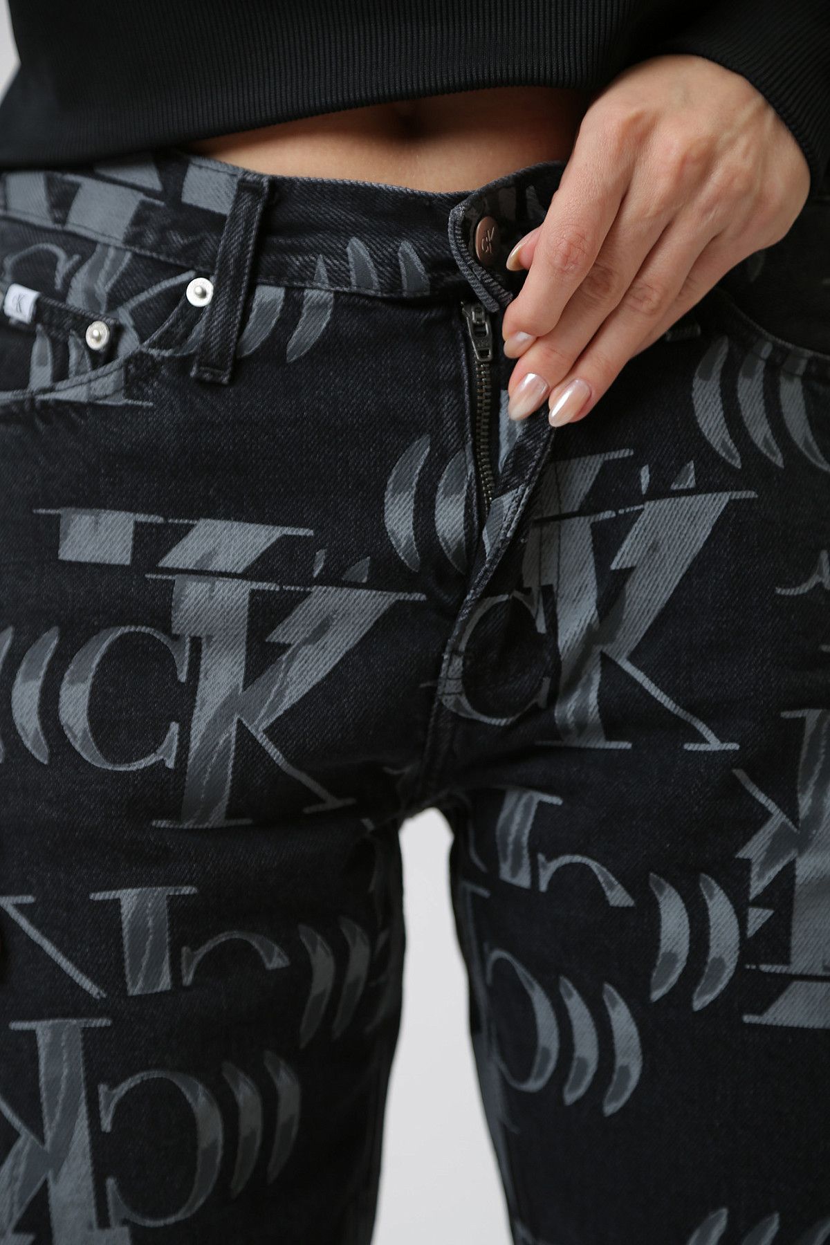 Джинсы Calvin Klein Jeans