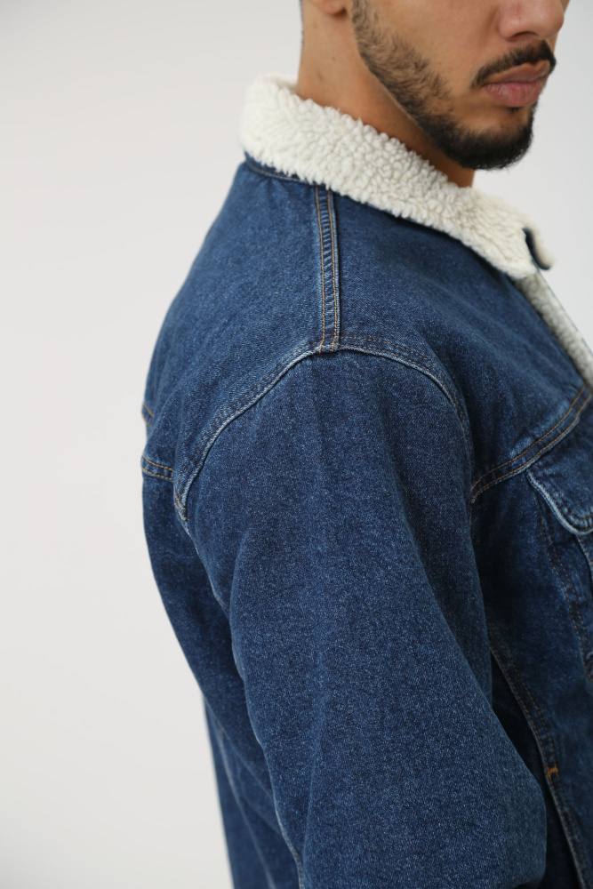 J30J323905 Куртка джинсовая Calvin Klein Jeans Синий