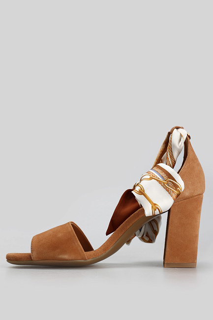 Босоножки Geox