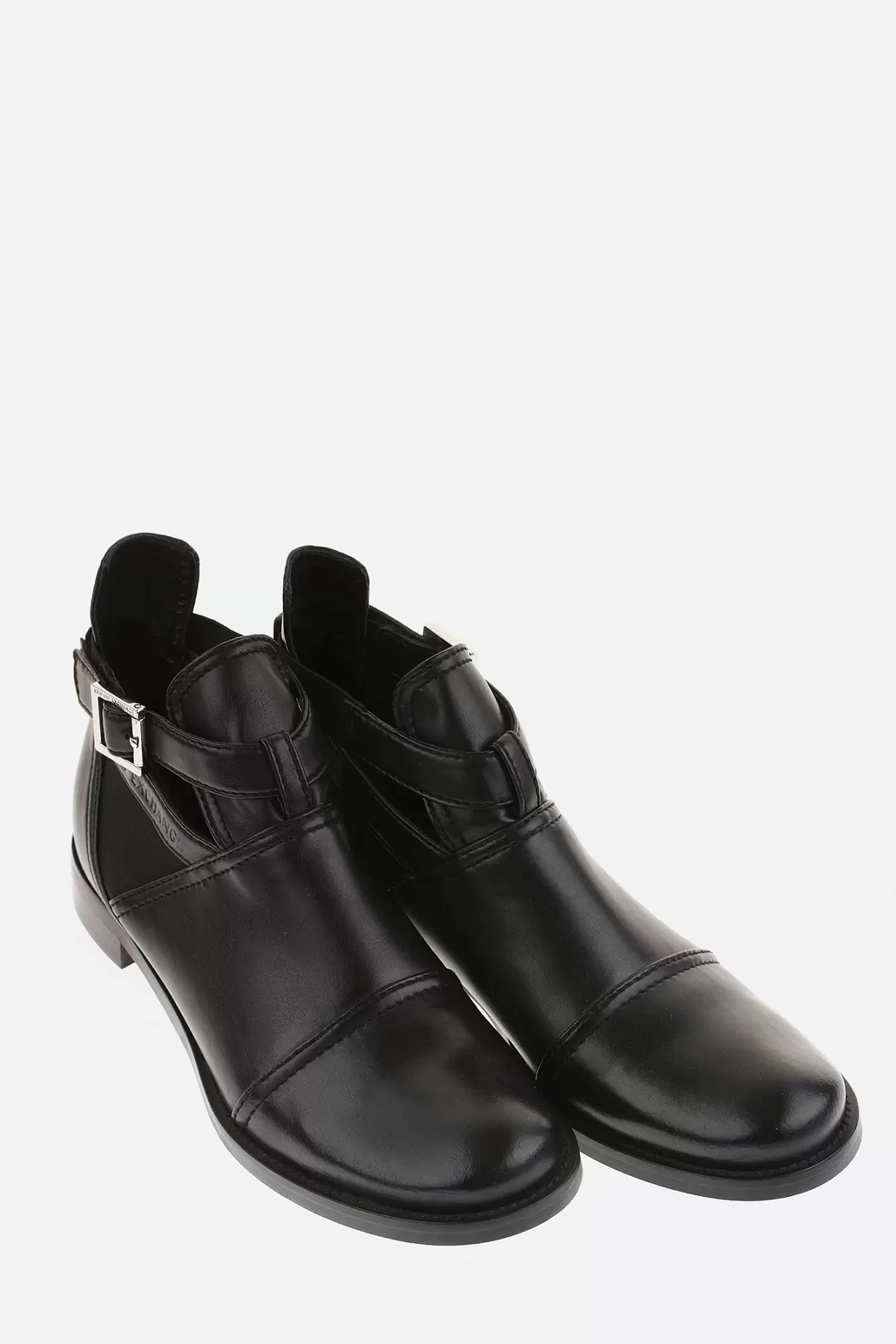 Ботинки Armani Exchange Черный