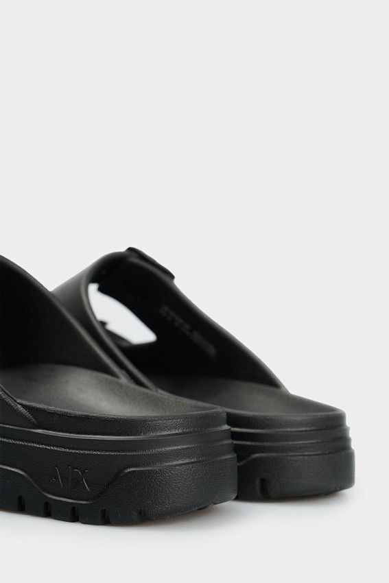 Шлепанцы Armani Exchange Черный