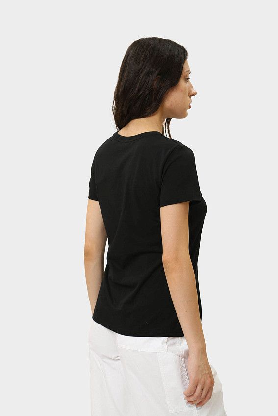 Футболка Armani Exchange Черный