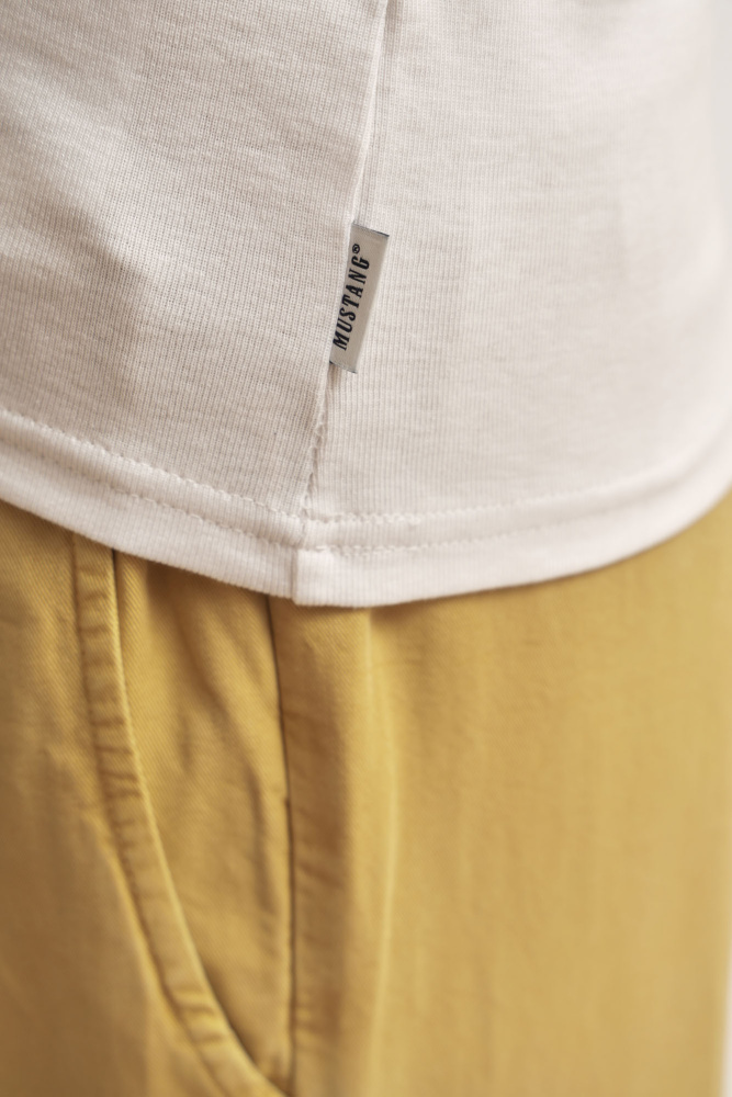 1016658 майка mustang 