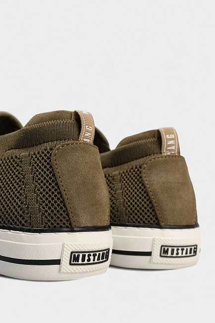 Слипоны Mustang